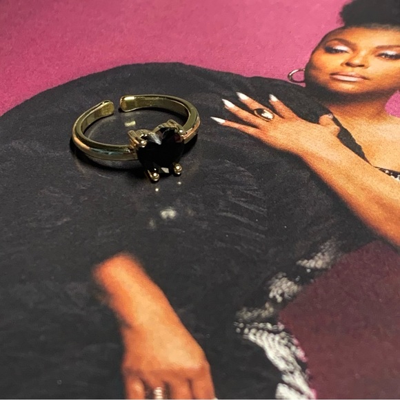 Stainless steel ring size 6 - Picture 1 of 3